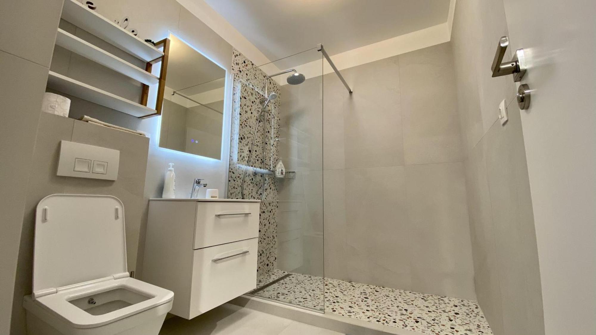 This Is Us Apartments Oradea Bagian luar foto